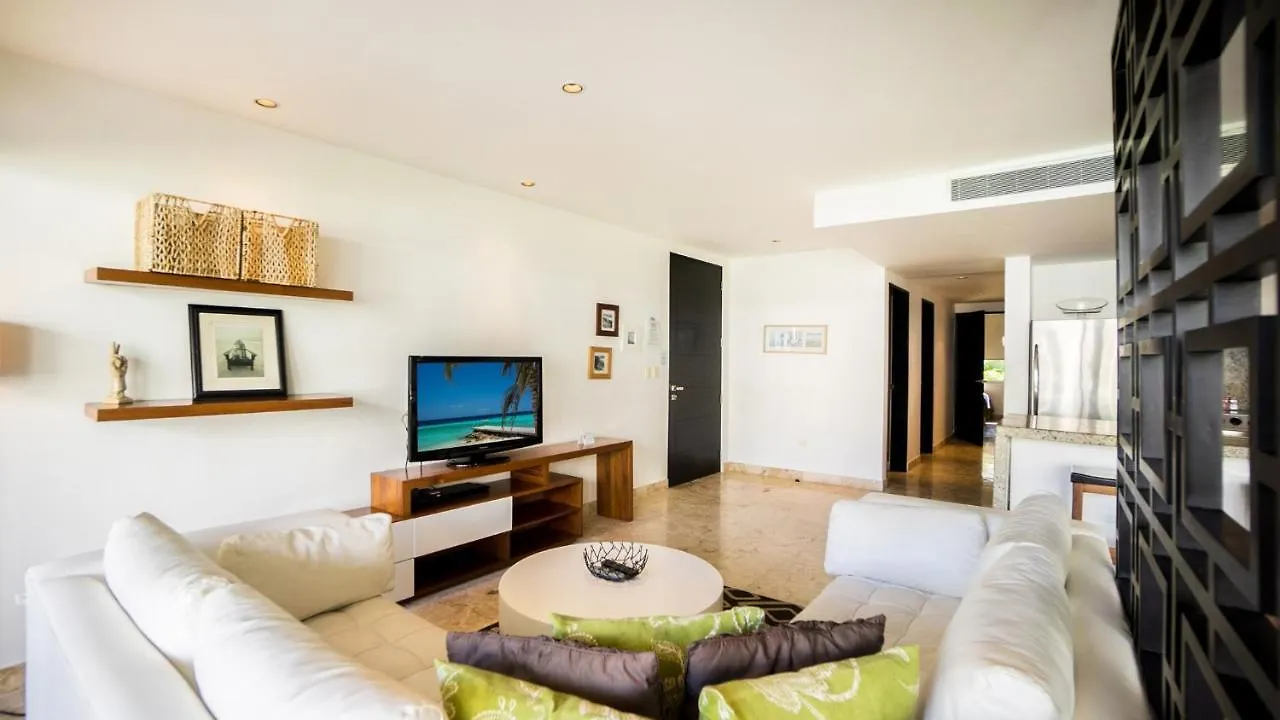 Elements Garden House 5 Condo Playa del Carmen 0*,